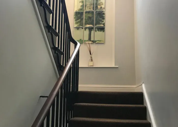 Stramongate Apartment
